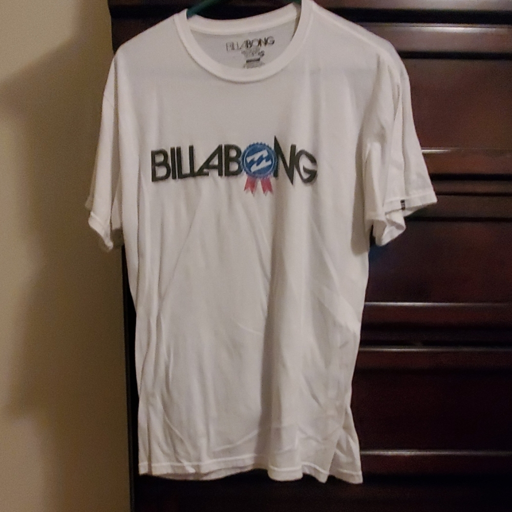 Large white billabong shirt